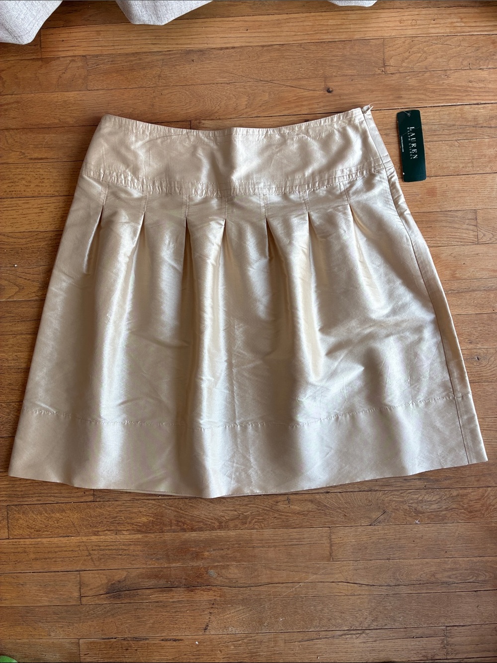 NWT Lauren Ralph Lauren Beige A-Line Pleated Skirt